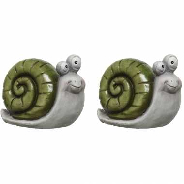 2x stuks dieren tuinbeeldje slak groen van magnesium 17 cm